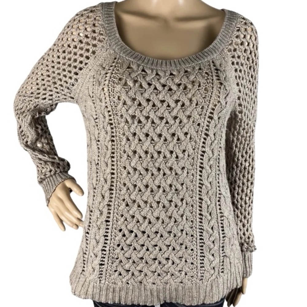 American Eagle Large Knit Sweater Long Sleeve Shirt